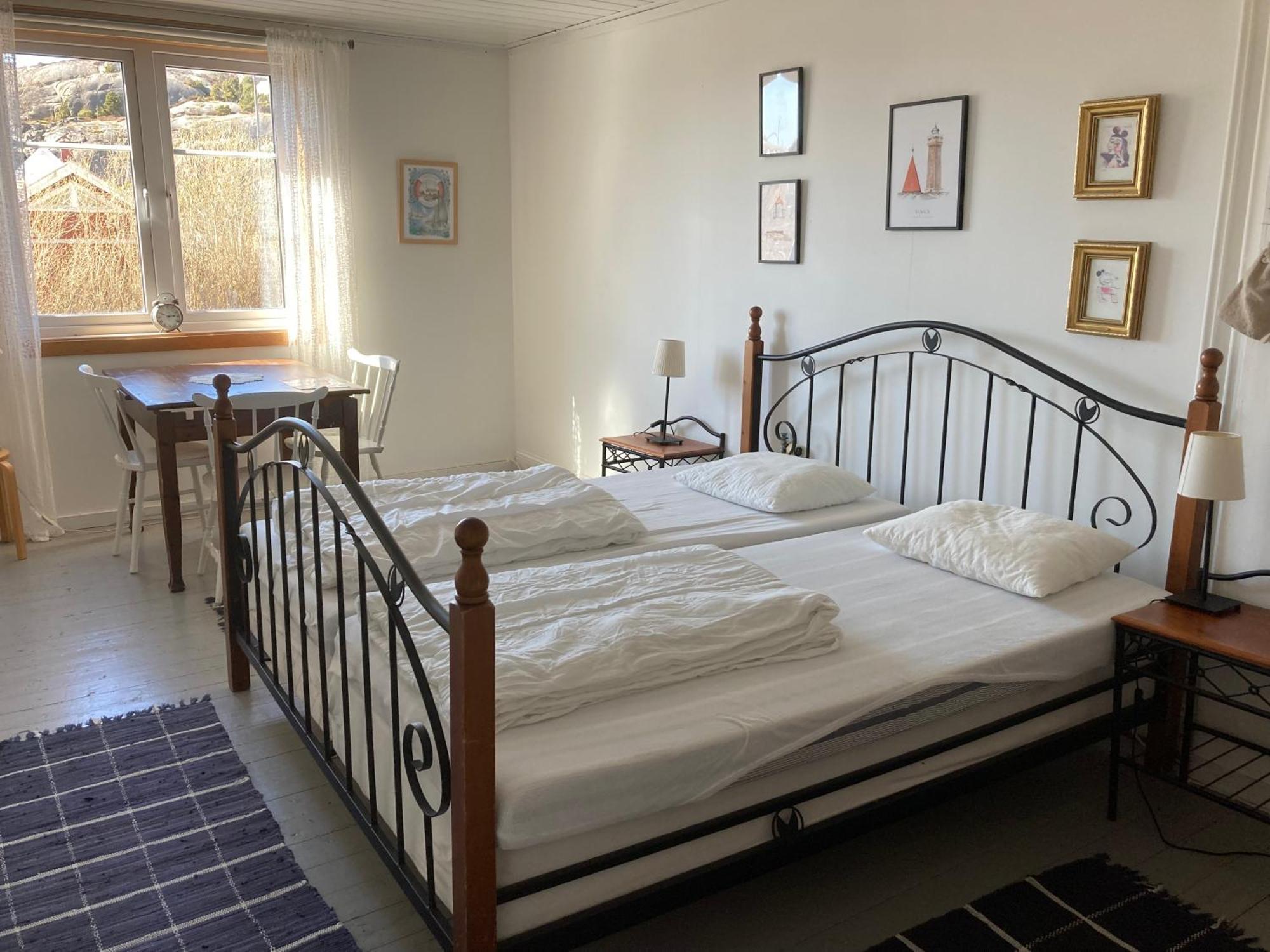 Kustnaera Vandrarhem Hamburgsund Zimmer foto