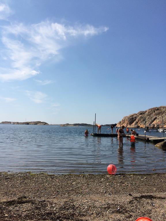 Kustnaera Vandrarhem Hamburgsund Exterior foto