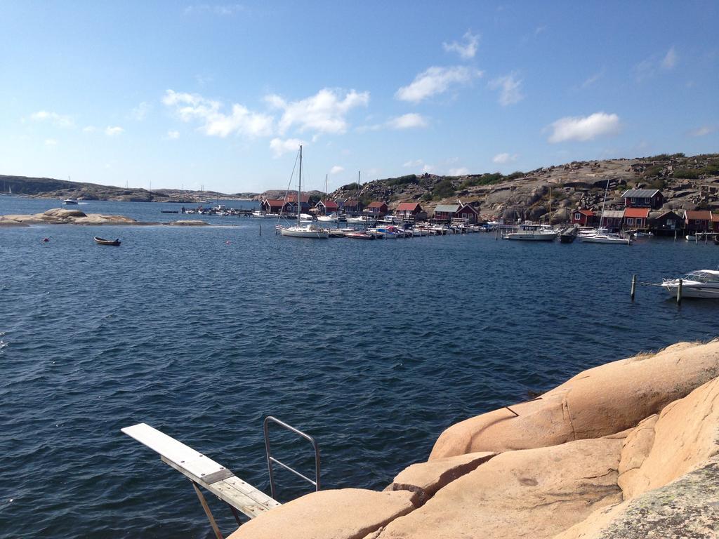 Kustnaera Vandrarhem Hamburgsund Exterior foto